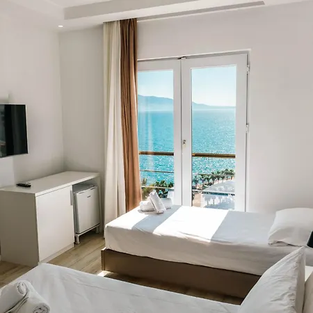 Helia Mare 4*