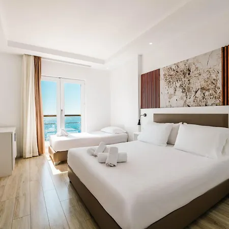 Helia Mare 4* Sarandë